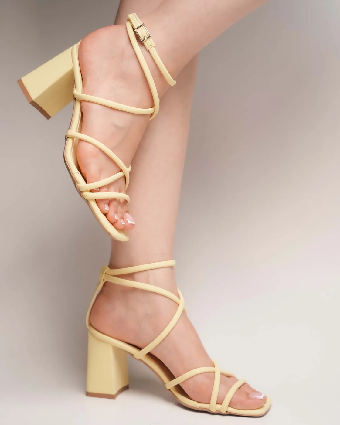 Rifel Sandale à Lanières — Chaussure femme de luxe